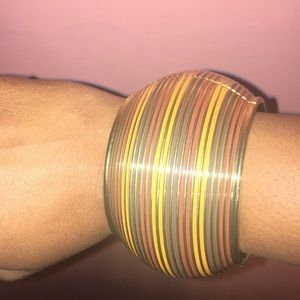 Beautiful multicolored earth tone bracelet